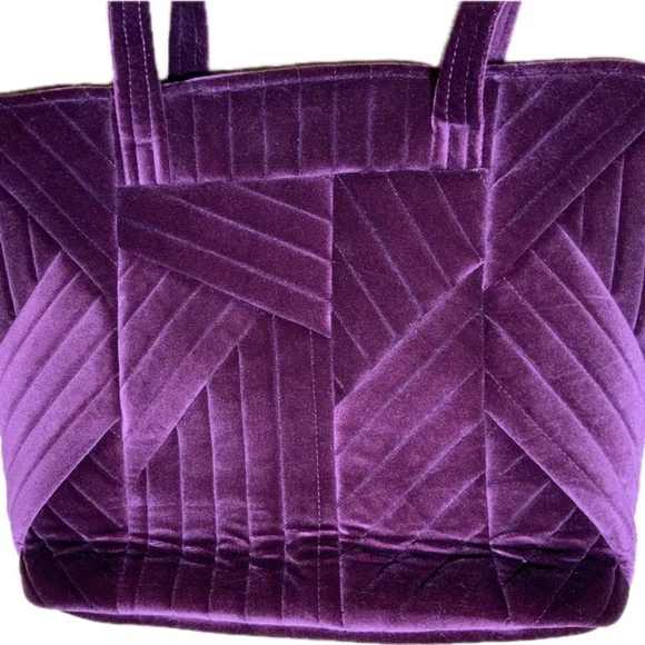 Vera Bradley Quilted Velour Tote Shoulder Handbag Burgundy EUC - Picture 2 of 13